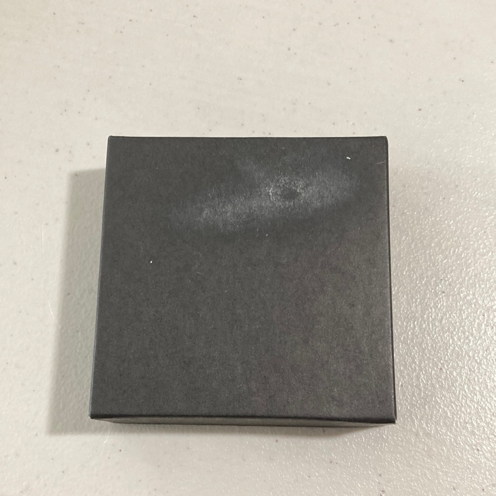 NIB Mantra Band Bracelet, - Picture 5 of 5